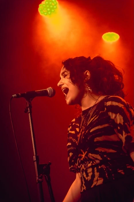Sanae performing at Mengelmoes — photo 4
