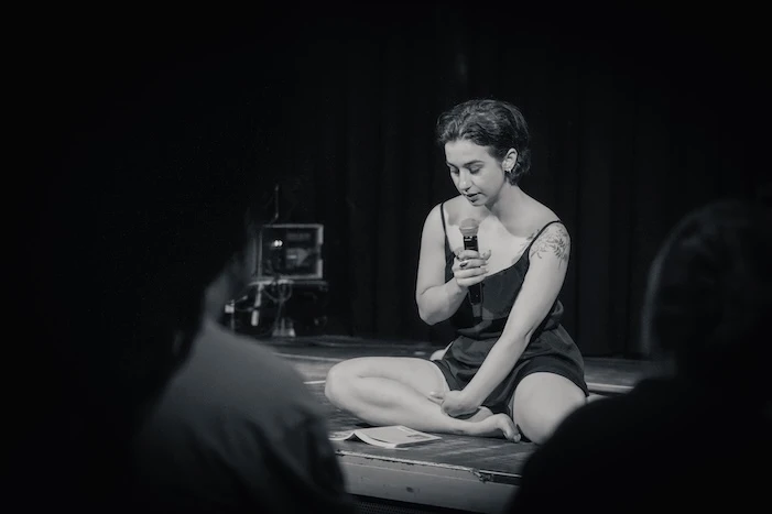 Georgina Markopoulou performing at Mengelmoes — photo 2