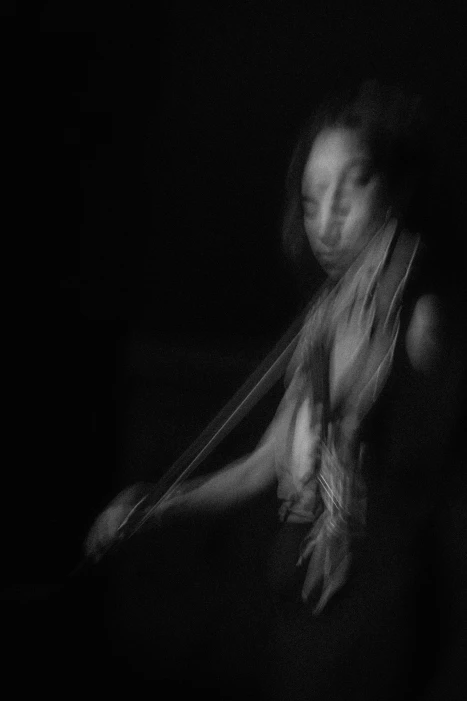 Alkistis Misouli performing at Mengelmoes — photo 5