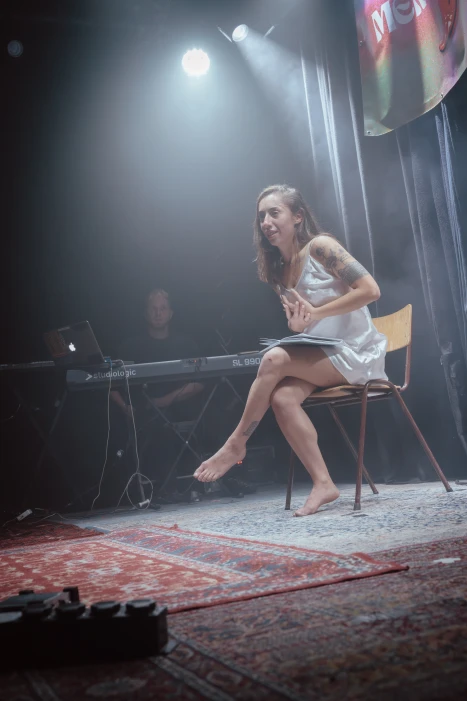Carmen Capuano performing at Mengelmoes — photo 5